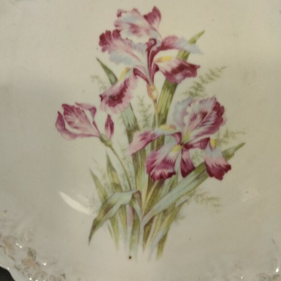 Antique Weimar Floral Porcelain Plate Germany Pink Irises Gold Scalloped 12 Inc - Picture 3 of 9